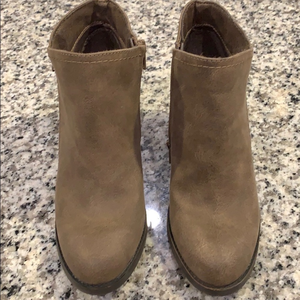 Women’s boots